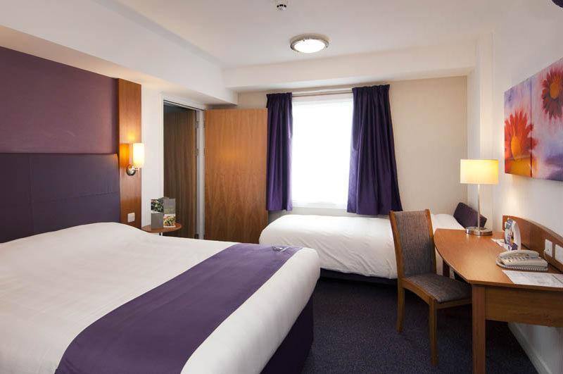 Premier Inn Birmingham Oldbury Oldbury  Exteriör bild